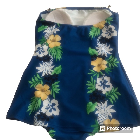 Anne Cole Collection Bandeau Bathing Suit - Picture 5 of 14